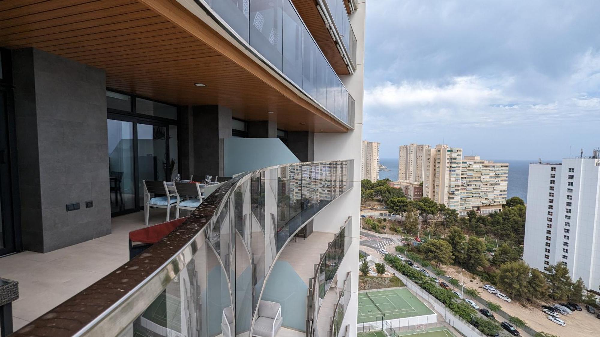 Sunset Waves Sea View Apartments Μπένιντορμ Εξωτερικό φωτογραφία