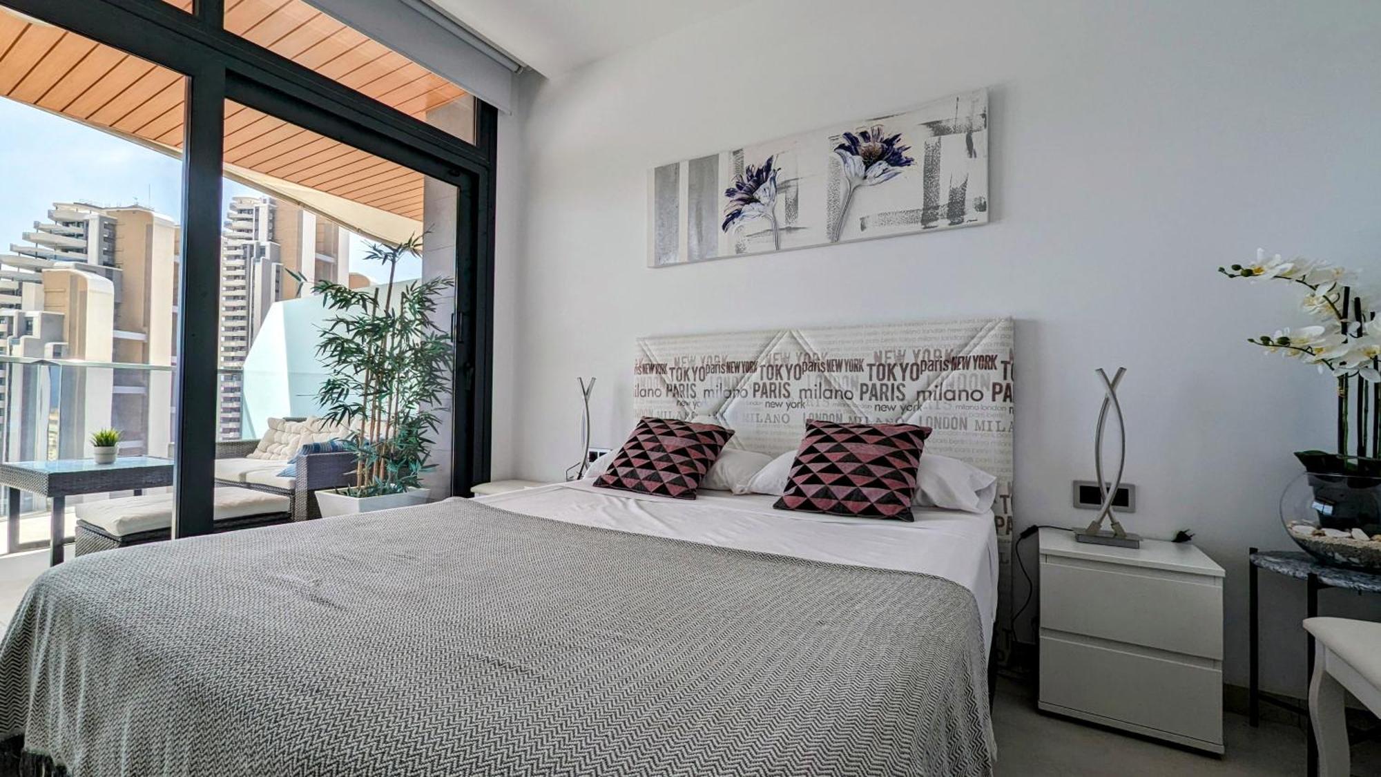 Sunset Waves Sea View Apartments Μπένιντορμ Εξωτερικό φωτογραφία