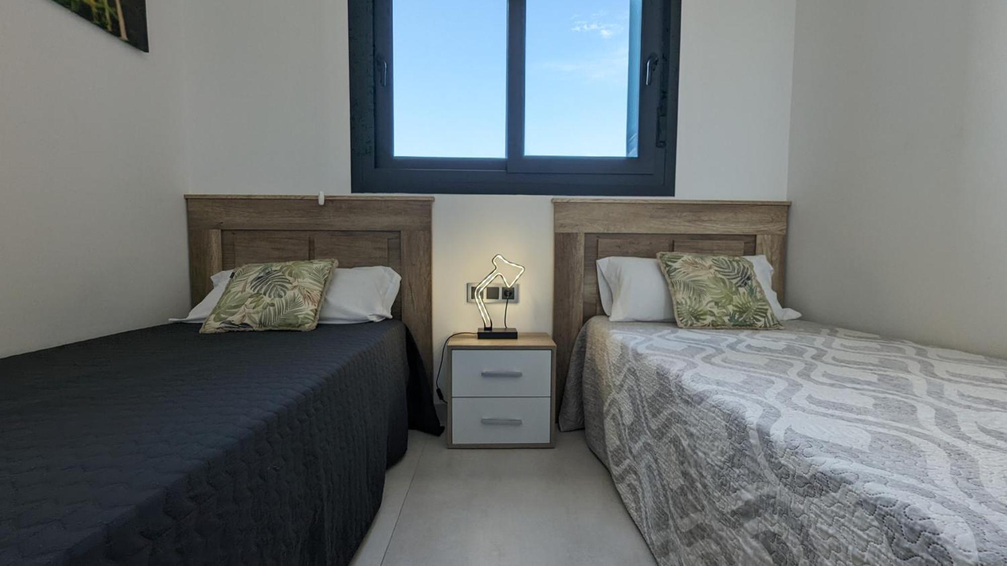 Sunset Waves Sea View Apartments Μπένιντορμ Εξωτερικό φωτογραφία